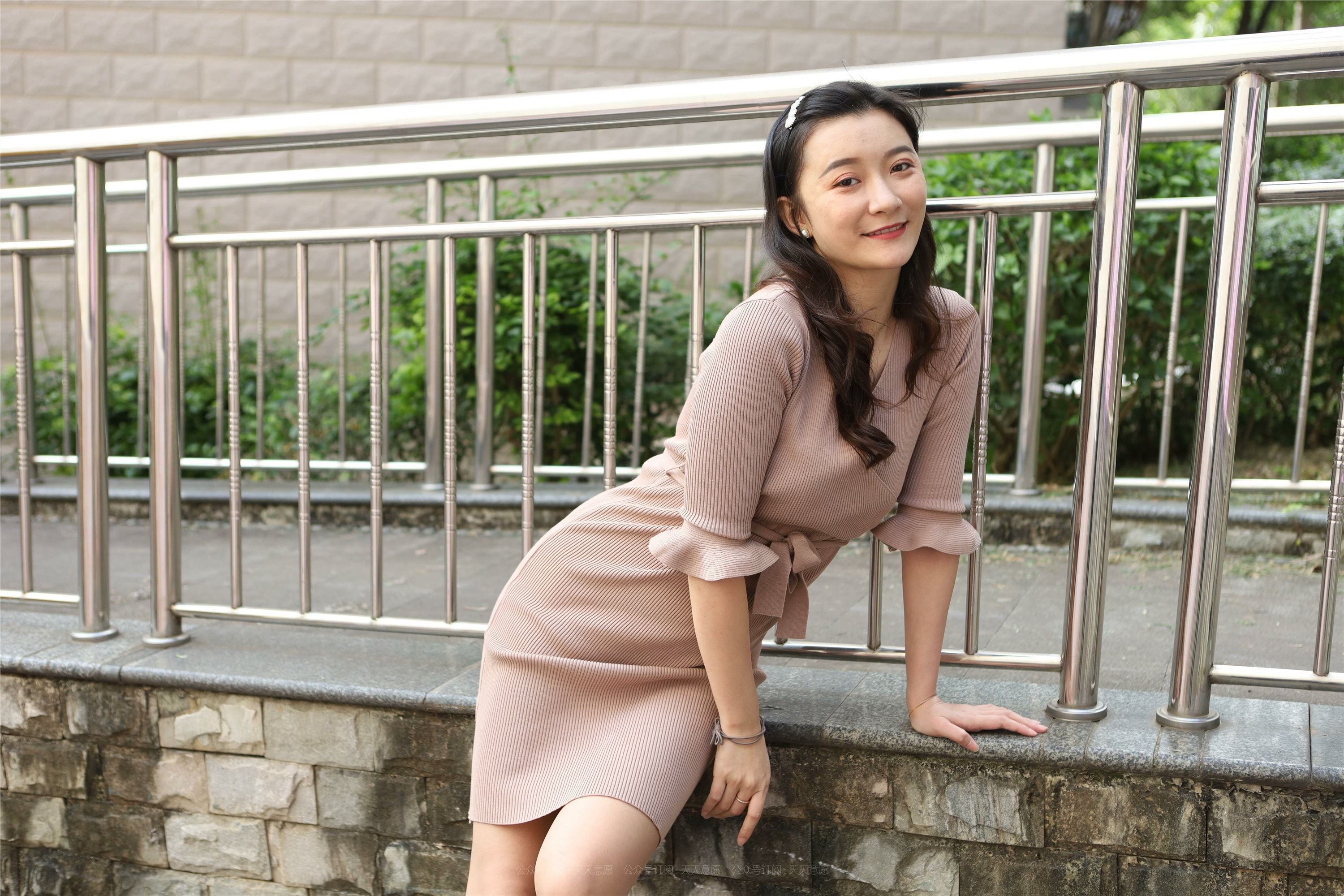 IESS异思趣向  2021.11.09 丝享家970：秋秋《美女阳光浴》